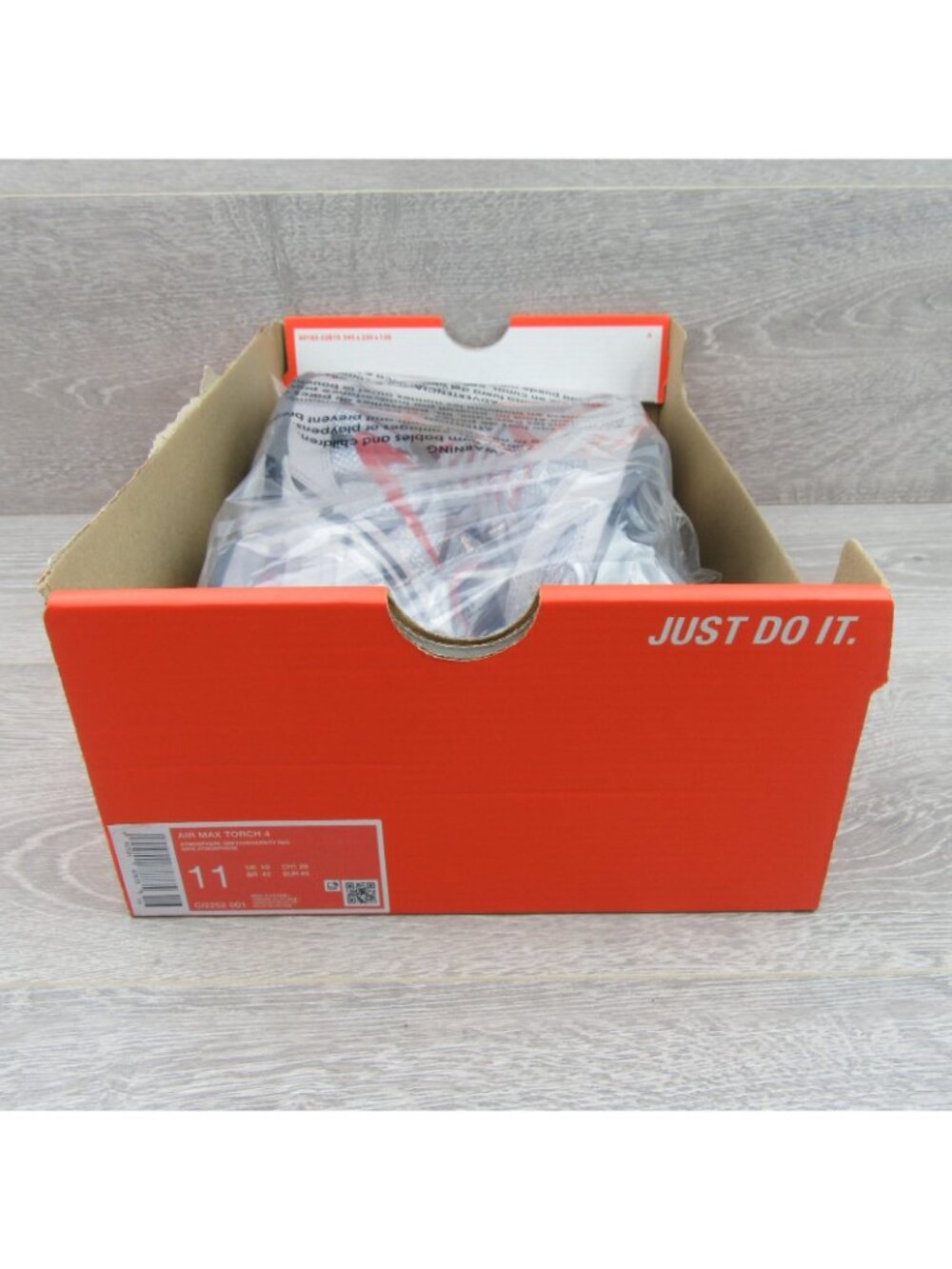 Nike Air Max Torch 4 Men's Size 11 Athletic Shoes Grey Red Black NEW - Picture 12 of 13